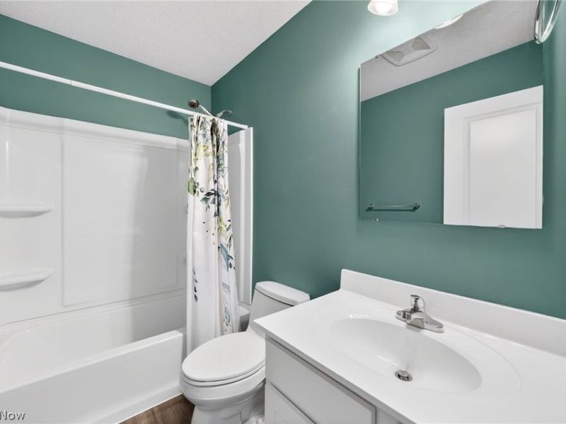 5677 Burlington Drive, Chippewa Lake, OH 44215 Photo 13