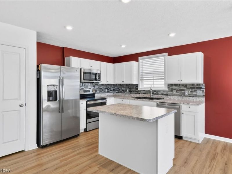 5677 Burlington Drive, Chippewa Lake, OH 44215 Photo 9