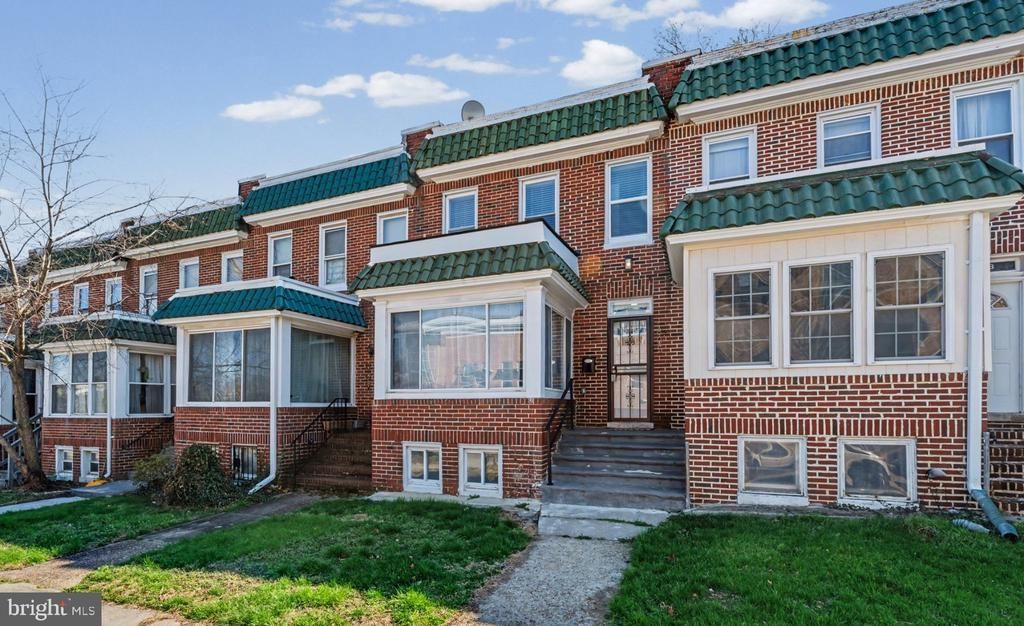 805 E 34th Street, Baltimore, MD 21218 Main Photo