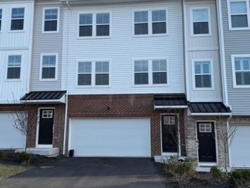 137 Four Leaf Drive, Downingtown, PA 19335 Main Photo