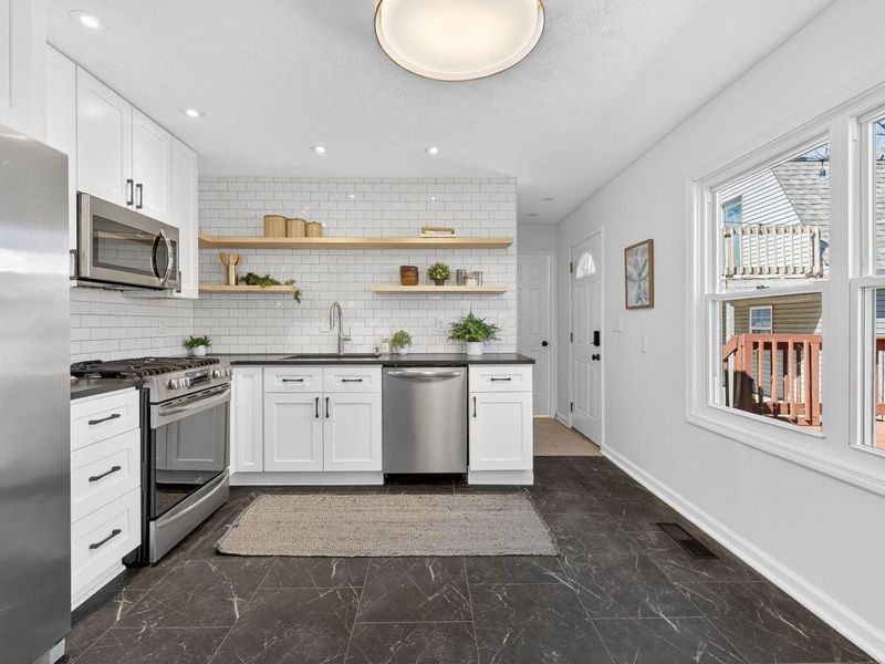 244 Arbor Drive, Sunbury, OH 43074 Photo 6