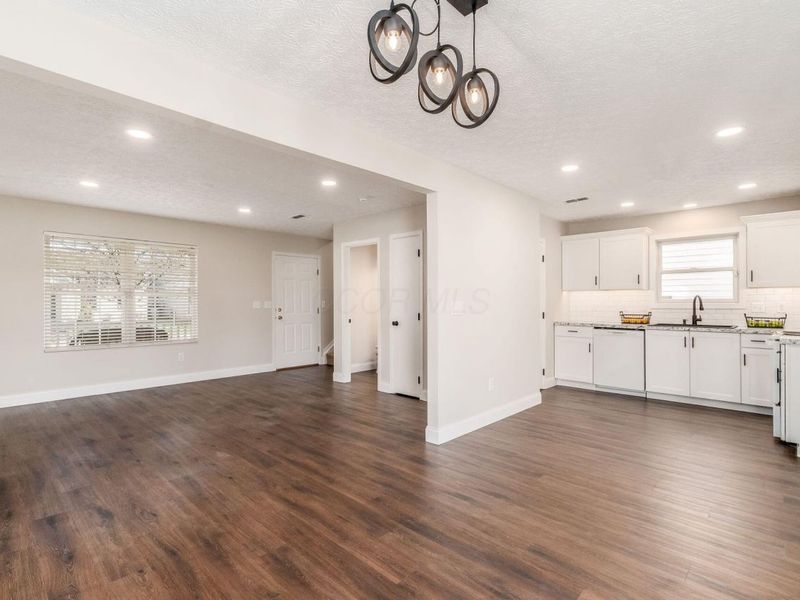 5487 Beresford Street , Unit 227, Canal Winchester, OH 43110 Photo 8