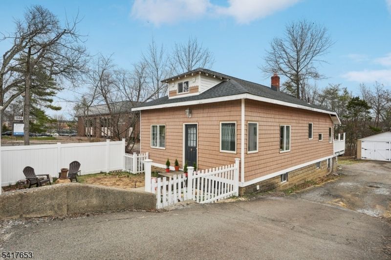 1492 Alps Rd, Wayne, NJ 07470 Main Photo
