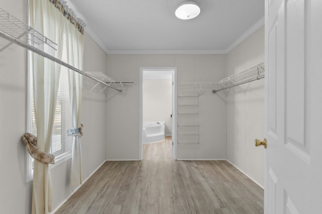 1585 Stone Ave. Photo 22