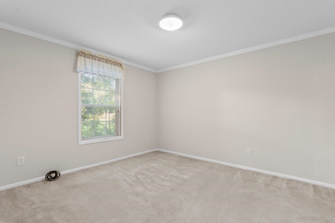 1585 Stone Ave. Photo 26