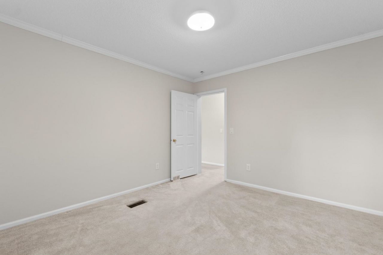 1585 Stone Ave. Photo 27