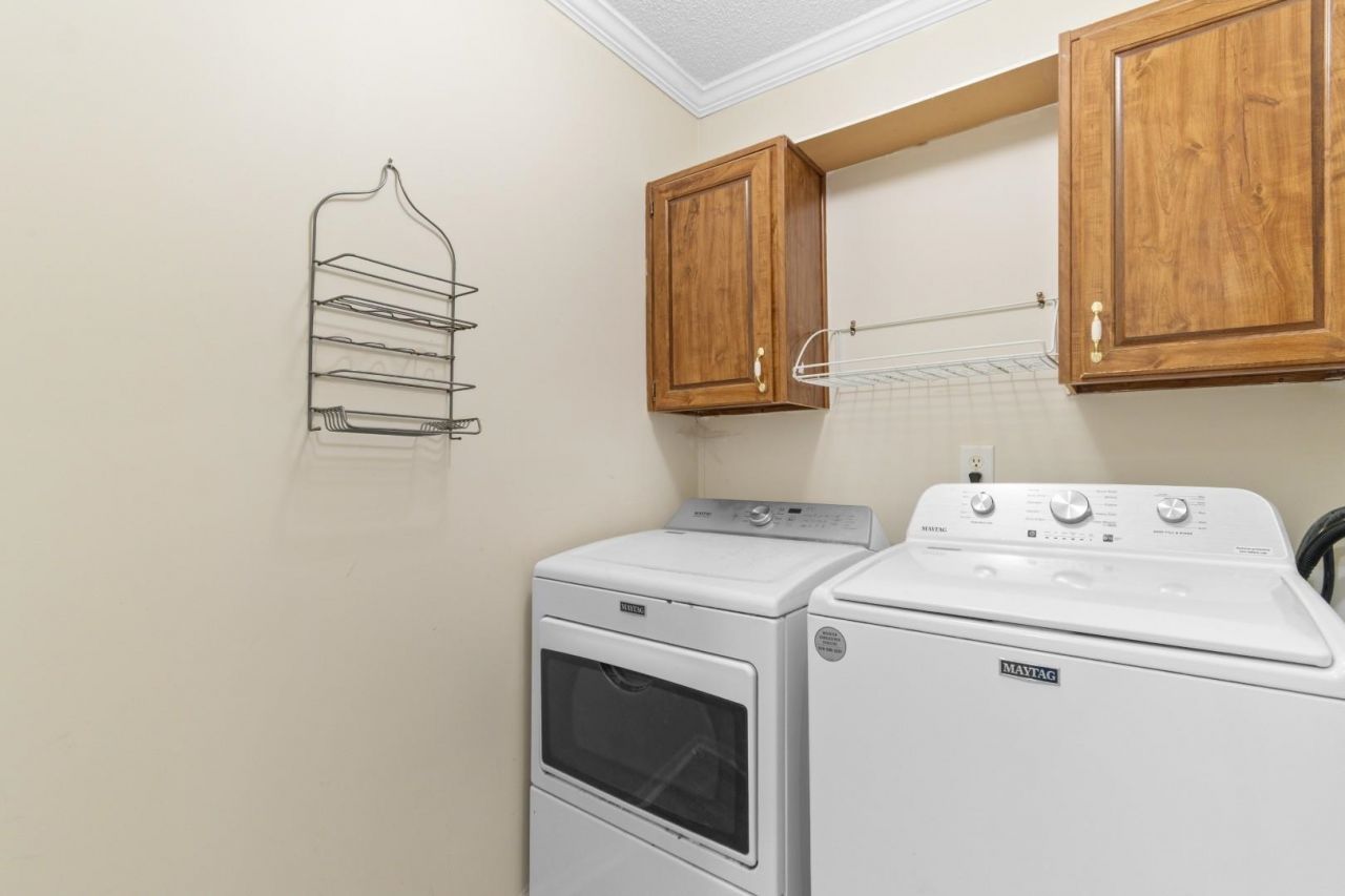 1585 Stone Ave. Photo 33