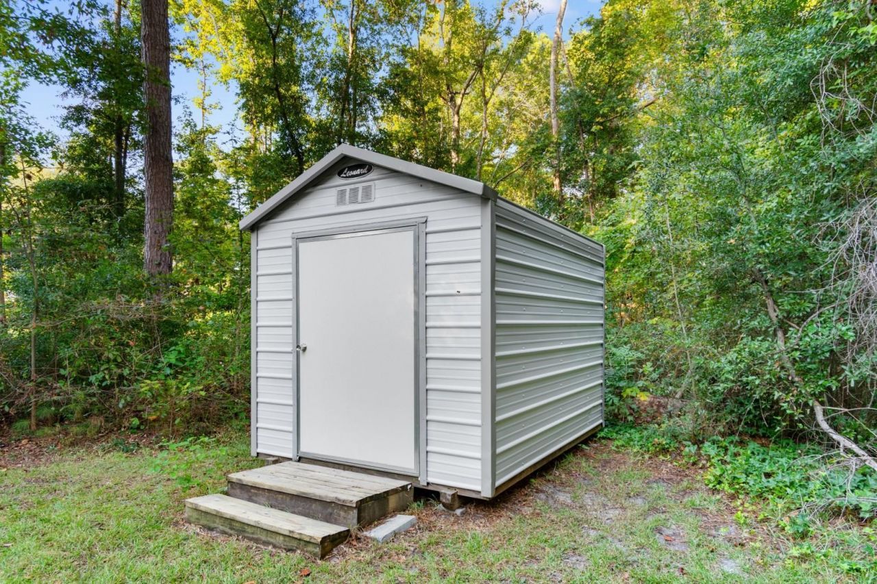 1585 Stone Ave. Photo 34