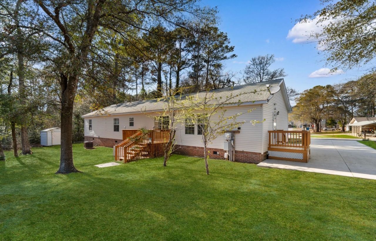 1585 Stone Ave. Photo 43