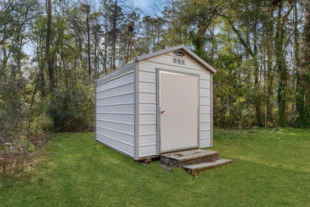 1585 Stone Ave. Photo 48