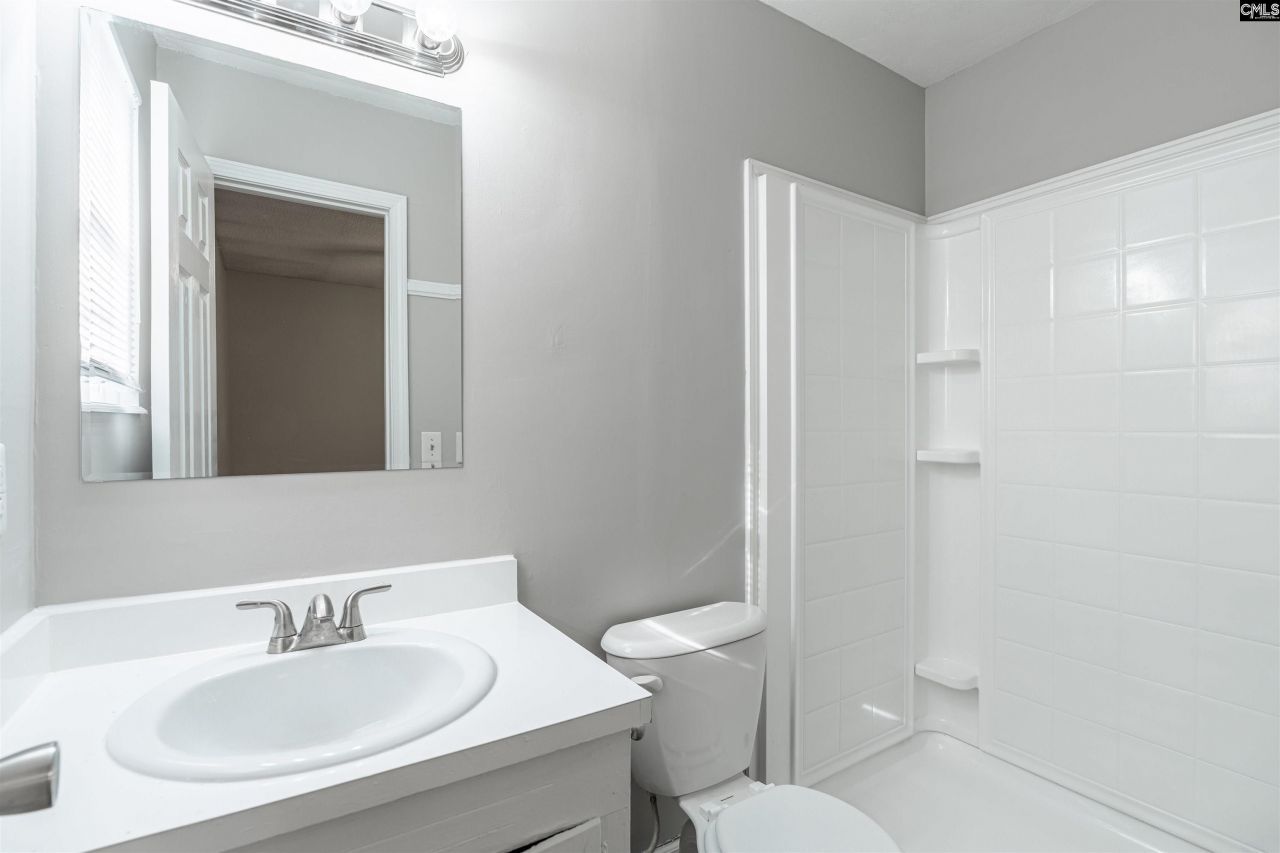 6006 Mcmillan Circle  Photo 12