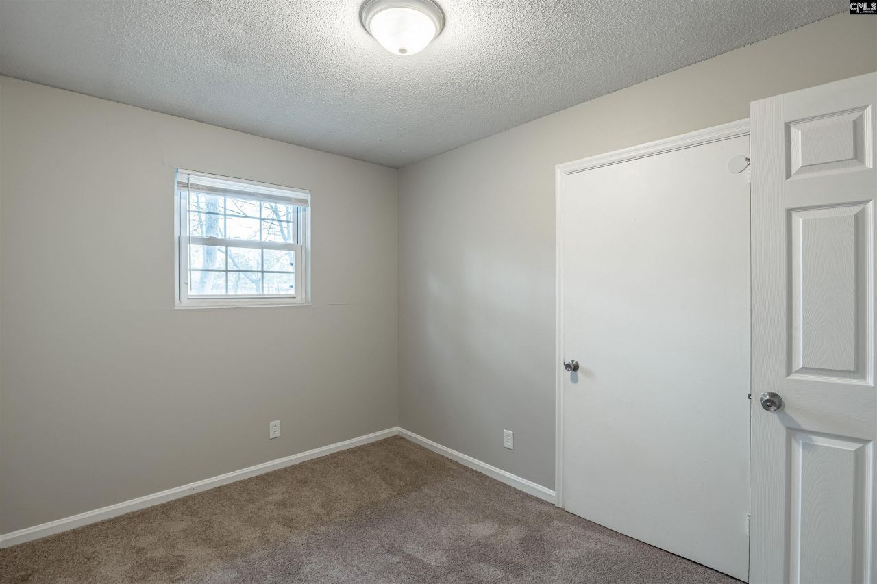 6006 Mcmillan Circle  Photo 13