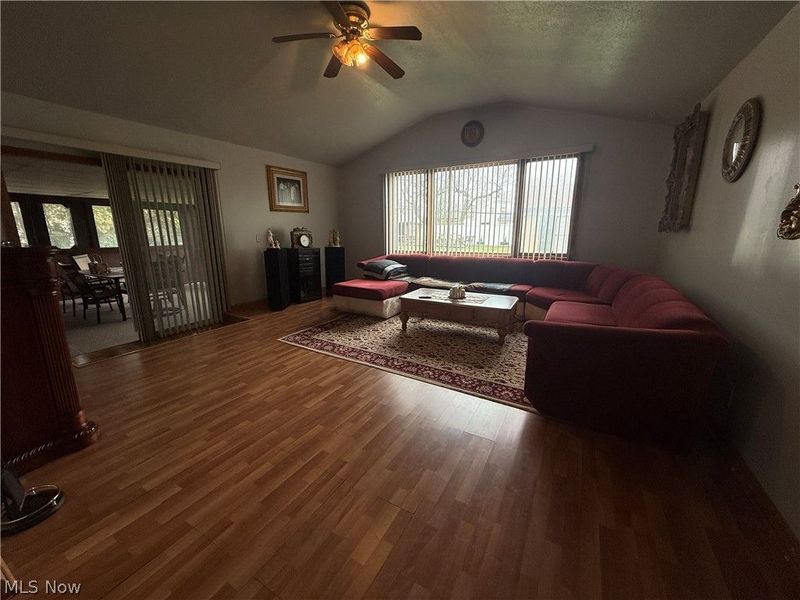 36360 Sunset Drive, Eastlake, OH 44095 Photo 12