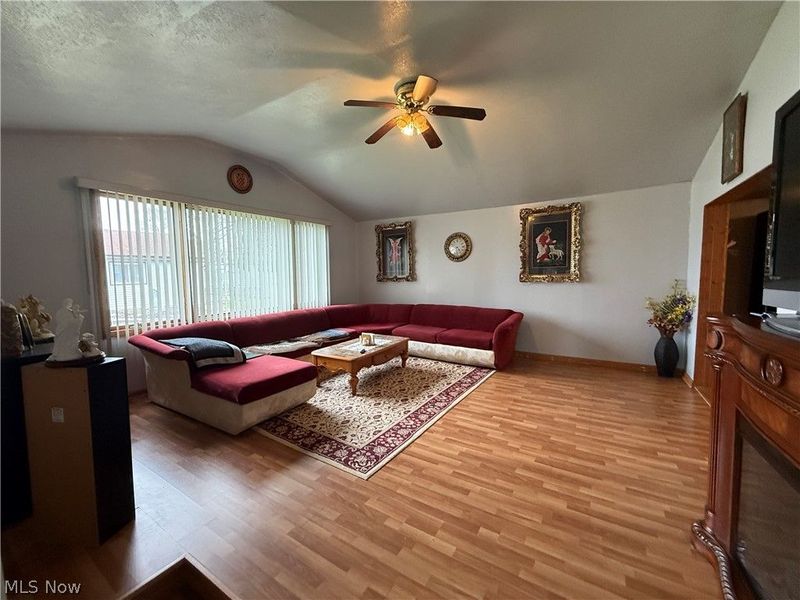 36360 Sunset Drive, Eastlake, OH 44095 Photo 14