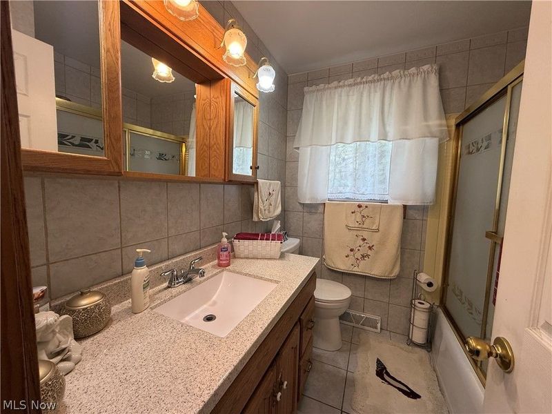 36360 Sunset Drive, Eastlake, OH 44095 Photo 22