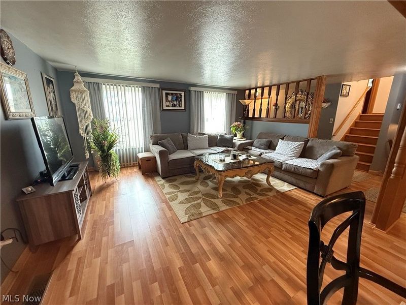 36360 Sunset Drive, Eastlake, OH 44095 Photo 4