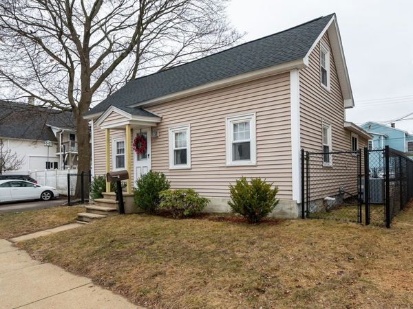 435 Central Street, Manchester, NH 03103