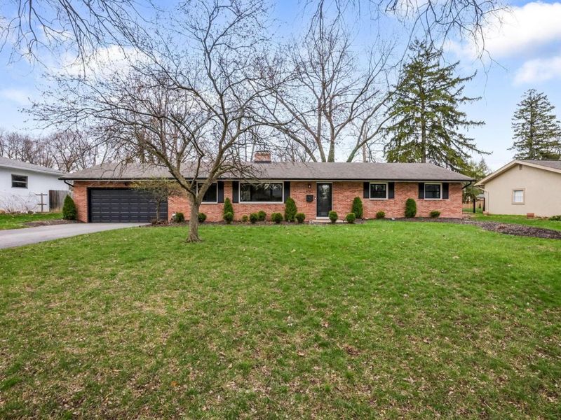 4370 Harborough Road, Columbus, OH 43220 Photo 2