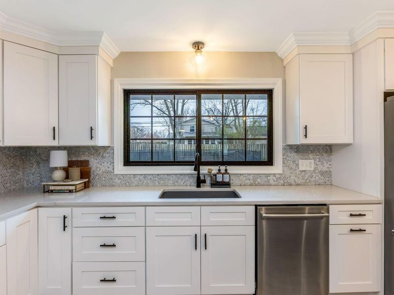 4370 Harborough Road, Columbus, OH 43220 Photo 21