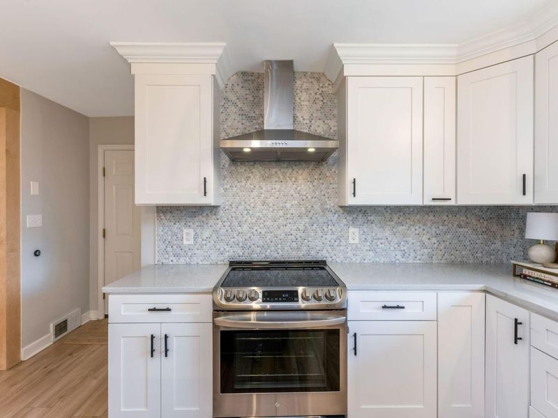 4370 Harborough Road, Columbus, OH 43220 Photo 23