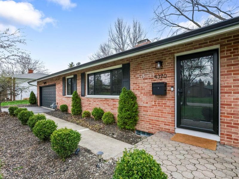 4370 Harborough Road, Columbus, OH 43220 Photo 4