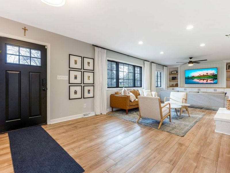 4370 Harborough Road, Columbus, OH 43220 Photo 6