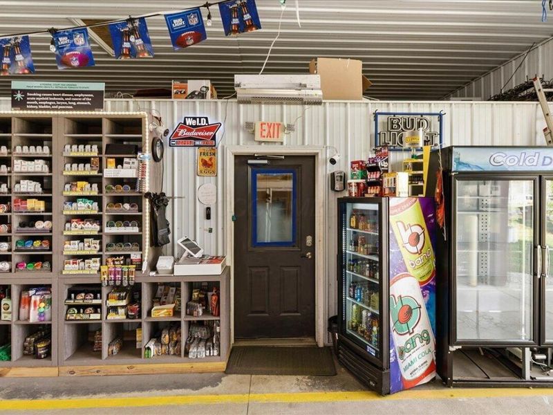 10537 Columbus Street , Middleburg, OH 43336 Photo 7