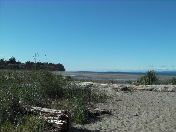 181 Beachside Dr , Unit 606/605A, Parksville, BC V9P 0B1