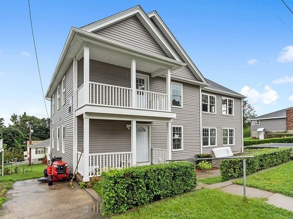 53 Fenwood Rd, Unit 2, Worcester, MA 01604