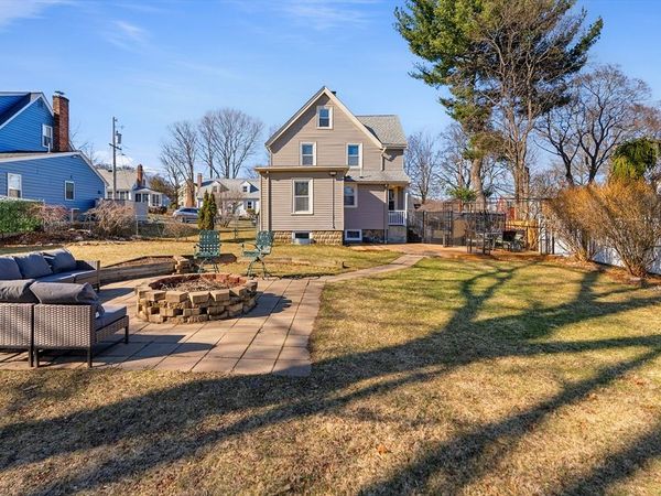 6 Eastern Ave, Wakefield, MA 01880