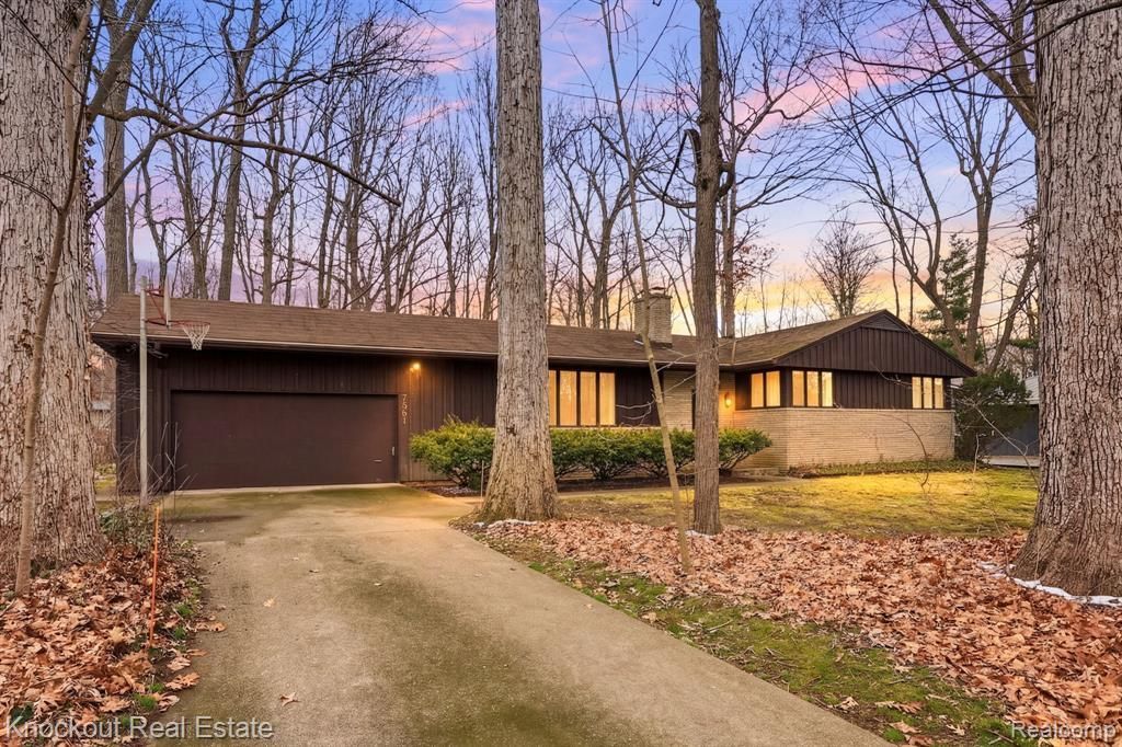 7301 W Ronrick Place, Frankenmuth Township, MI 48734 Main Photo