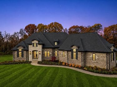 1597 Vista Drive, Oakland Twp, MI 48363