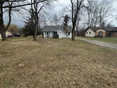 28010 Rollcrest Road, Farmington Hills, MI 48334