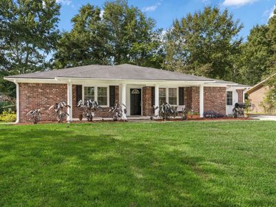 24 Lighthouse Drive, Goose Creek, SC 29445