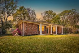 24 Lighthouse Drive photo 4