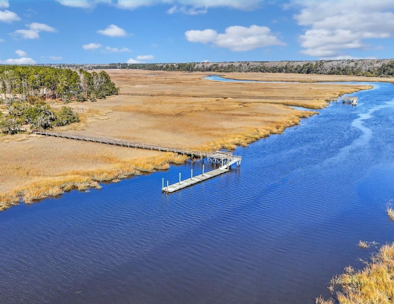 184 Twickenham Loop Photo 43