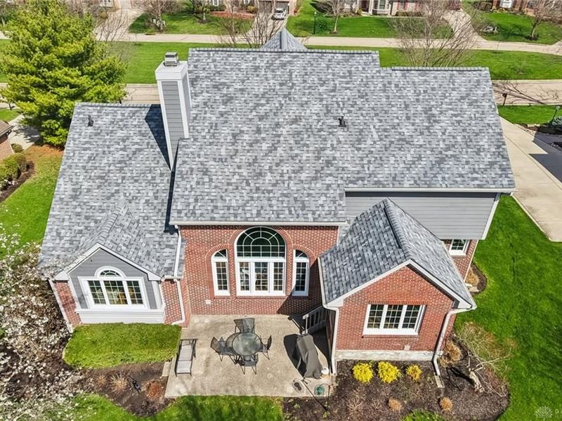 7389 Saint Ives Place, West Chester, OH 45069 Photo 3