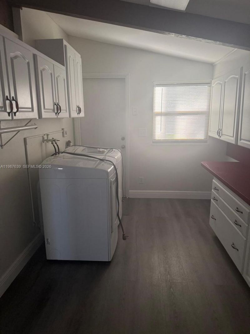 516 Briarwood Cir , Unit 1-51, Hollywood, FL 33024 Photo