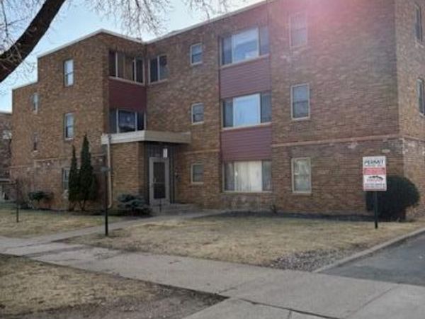 2100 Pleasant Avenue , Minneapolis, MN 55404