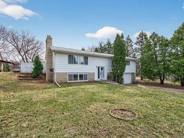 2850 Pilot Knob Road, Eagan, MN 55121