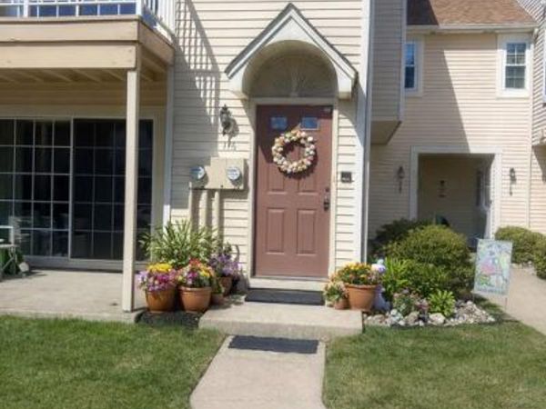 116 B THORNWOOD DRIVE, MOUNT LAUREL, NJ 08054