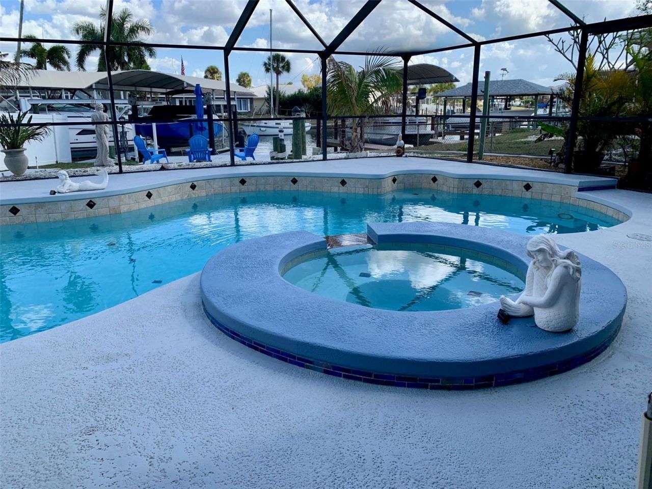 6317 Wisteria Lane, Apollo Beach, FL 33572 Photo