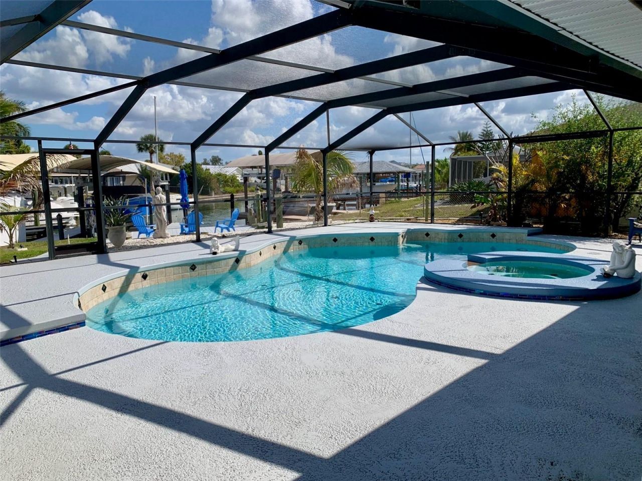 6317 Wisteria Lane, Apollo Beach, FL 33572 Photo