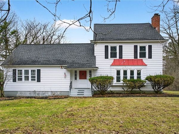 125 Stoneridge Dr , Syracuse, NY 13214