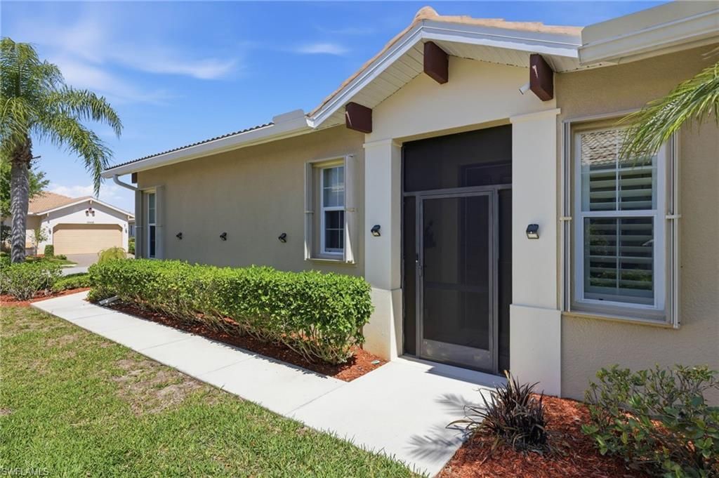 10429 Materita Dr, Fort Myers, FL 33913 Photo