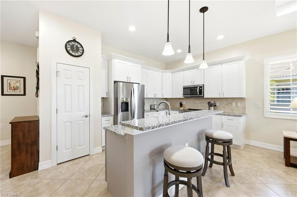 10429 Materita Dr, Fort Myers, FL 33913 Photo