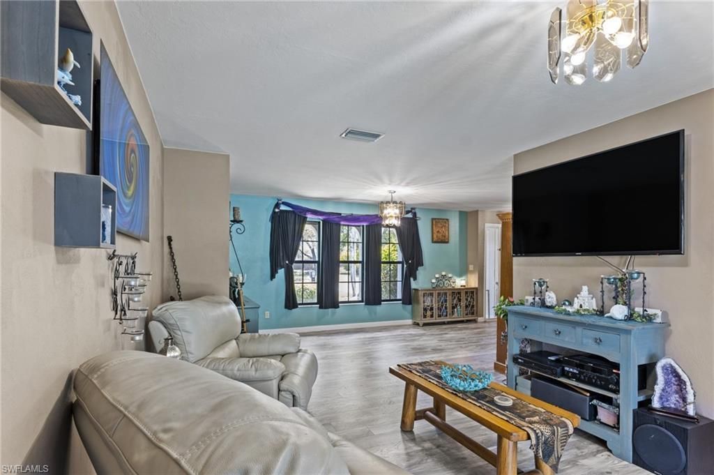 241 Connecticut Ave, Fort Myers, FL 33905 Photo