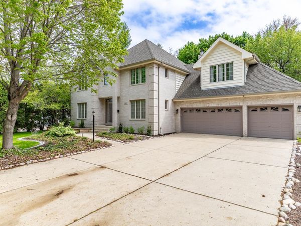 8407 Beech Avenue, Munster, IN 46321