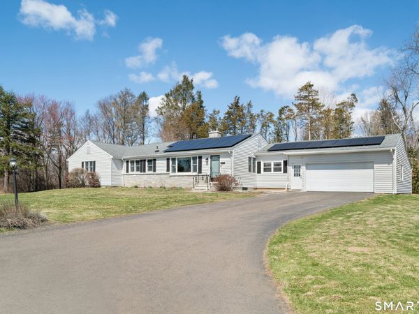 347 Amity, Bethany, CT 06524