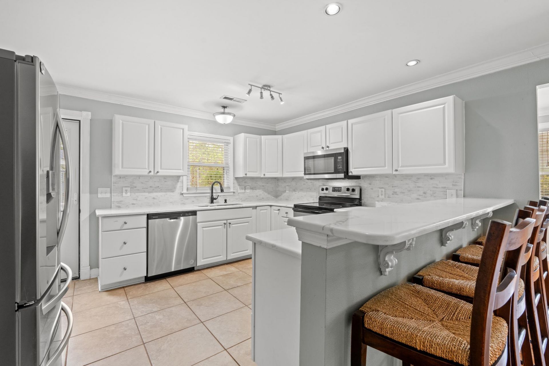 1015 Hagley Dr. Photo 15